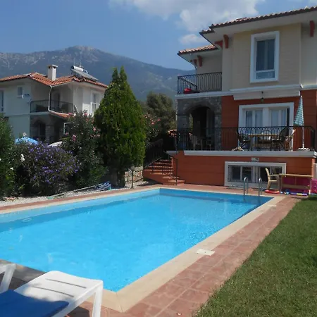 Dolphin Ovacik Villa *