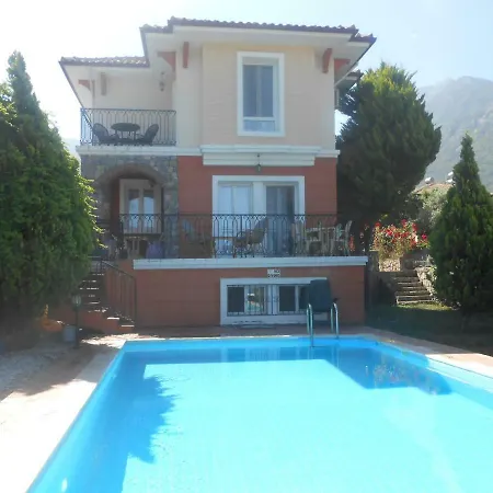 Dolphin Ovacik Villa *